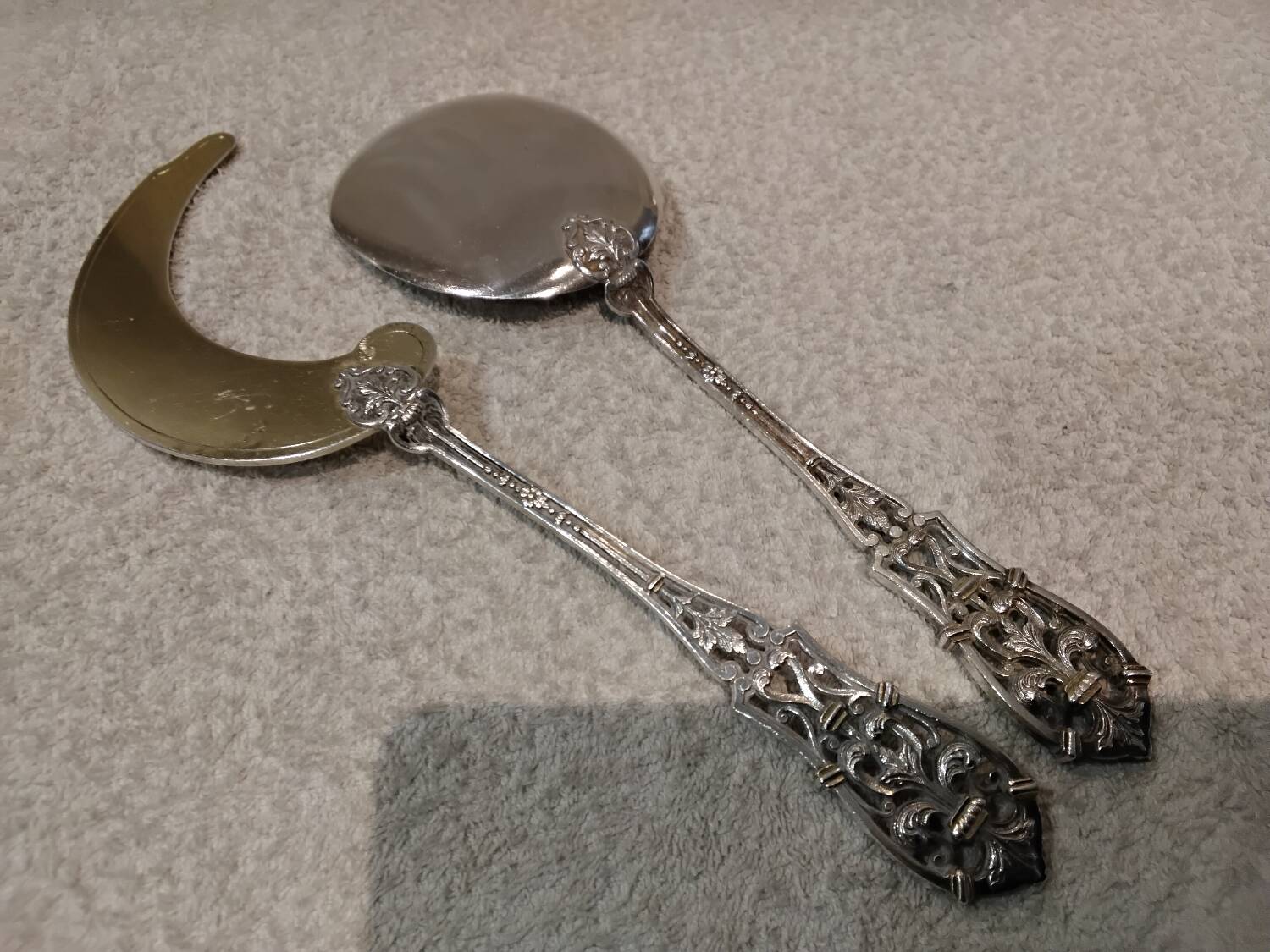 Silver ice cream serving set 800 boar renaissance griffin