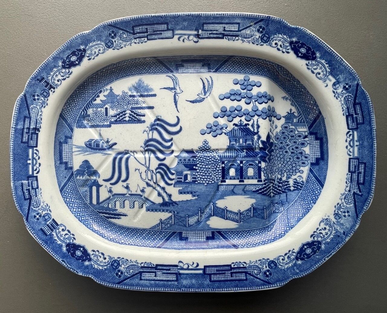 Plat de transfert anglais du XIXème siècle Saule Bleu