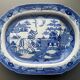 Plat de transfert anglais du XIXème siècle Saule Bleu
