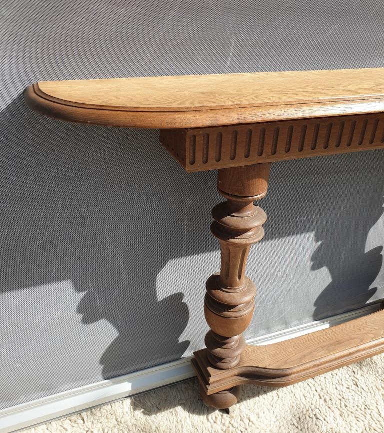 Neoclassical solid oak console with columns