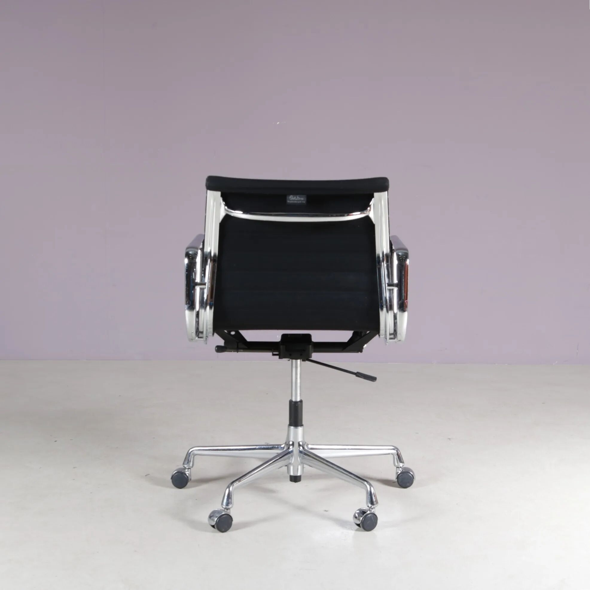 2000s “EA118” chair by Charles & Ray Eames for Vitra, Germany