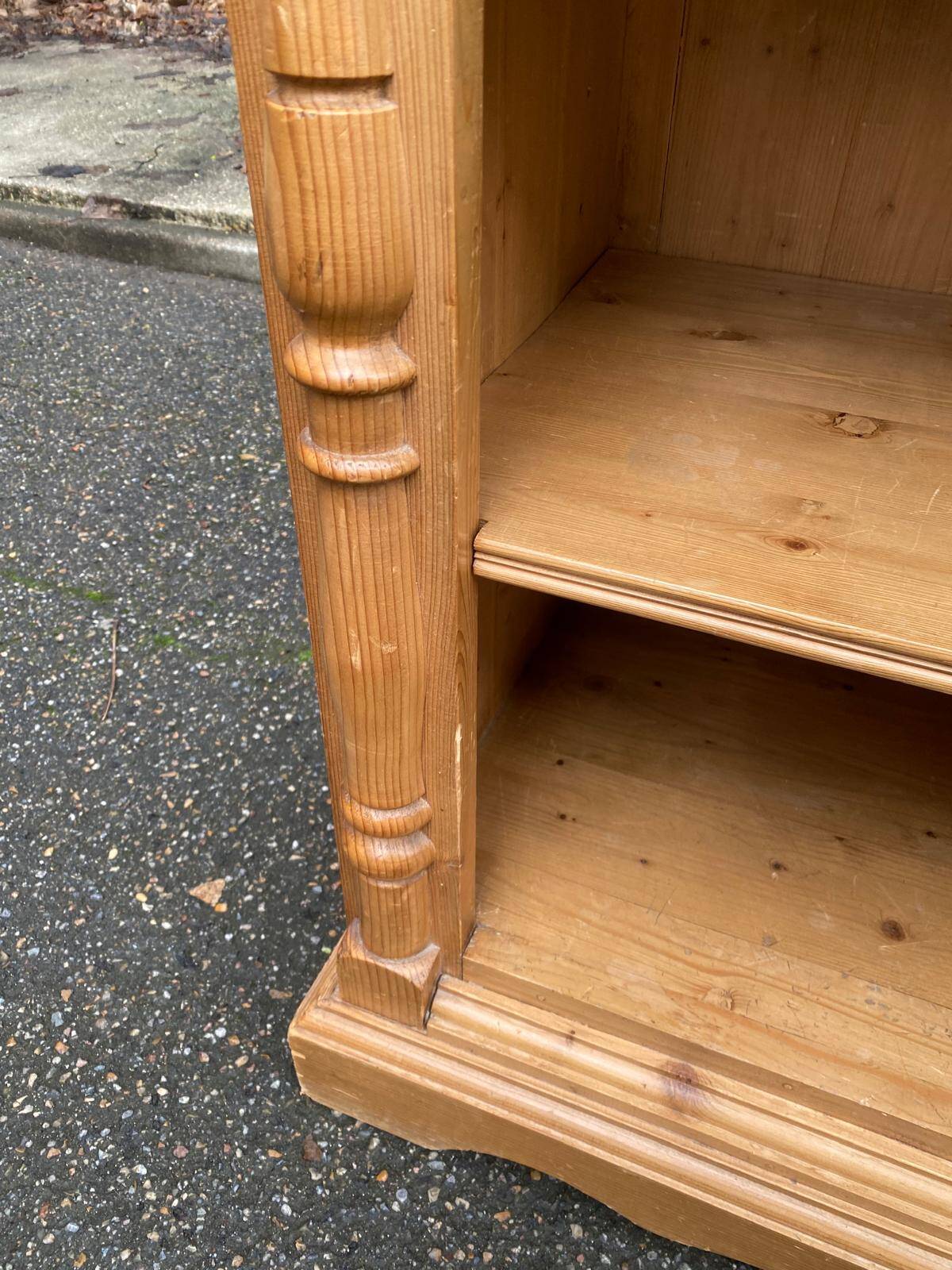 Vintage wooden shelf from Interior's in 1980s English style.