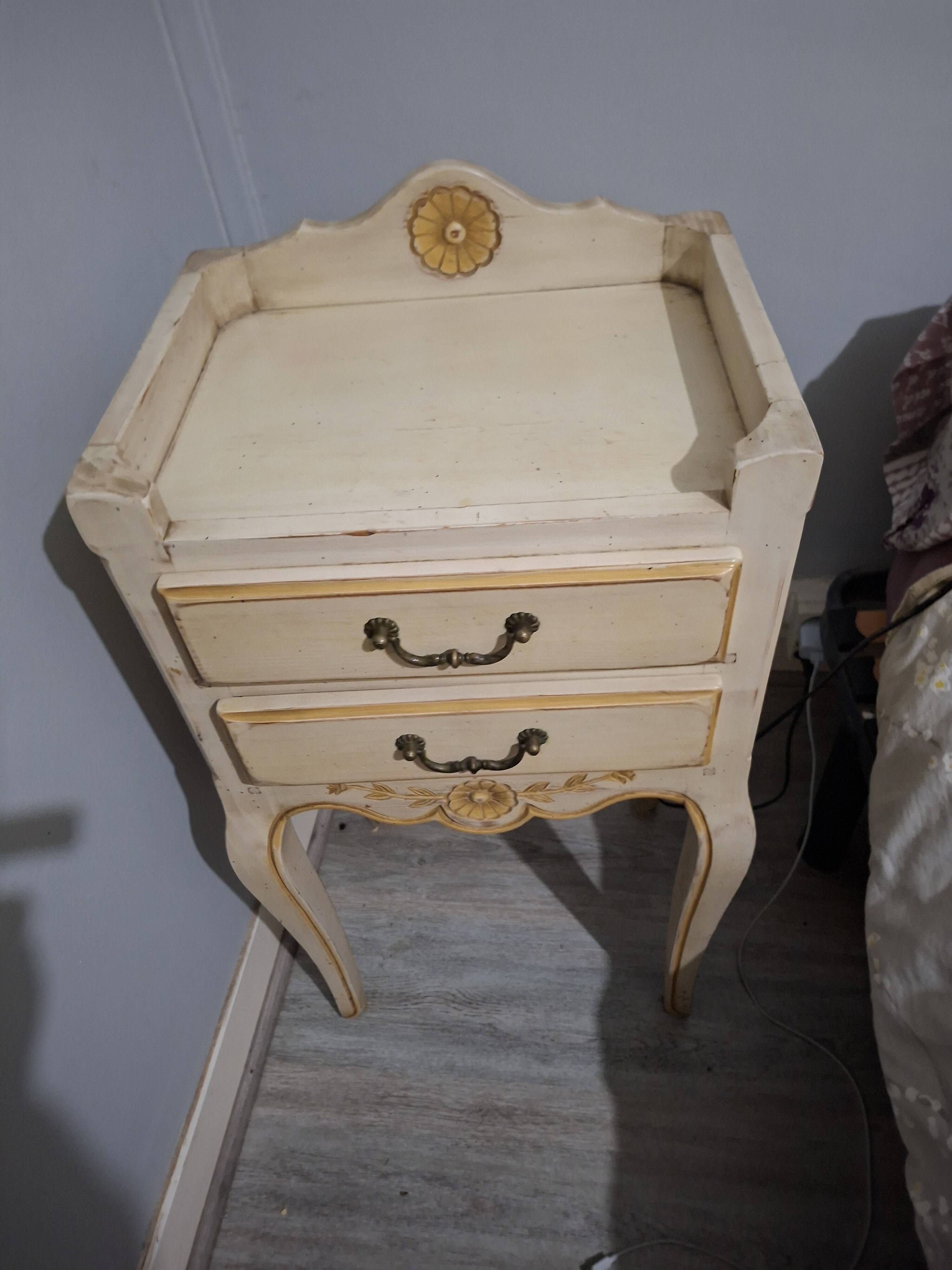 Bedside table