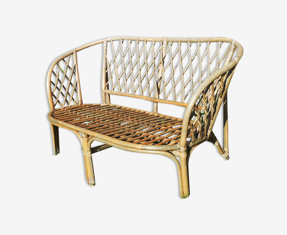 Old bench sofa rattan