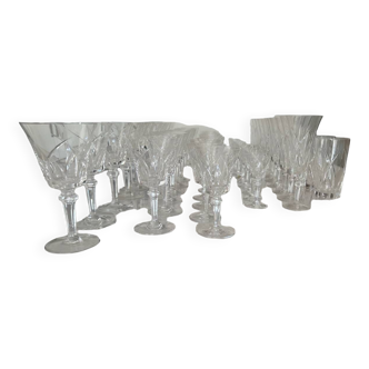 64 piece crystal service