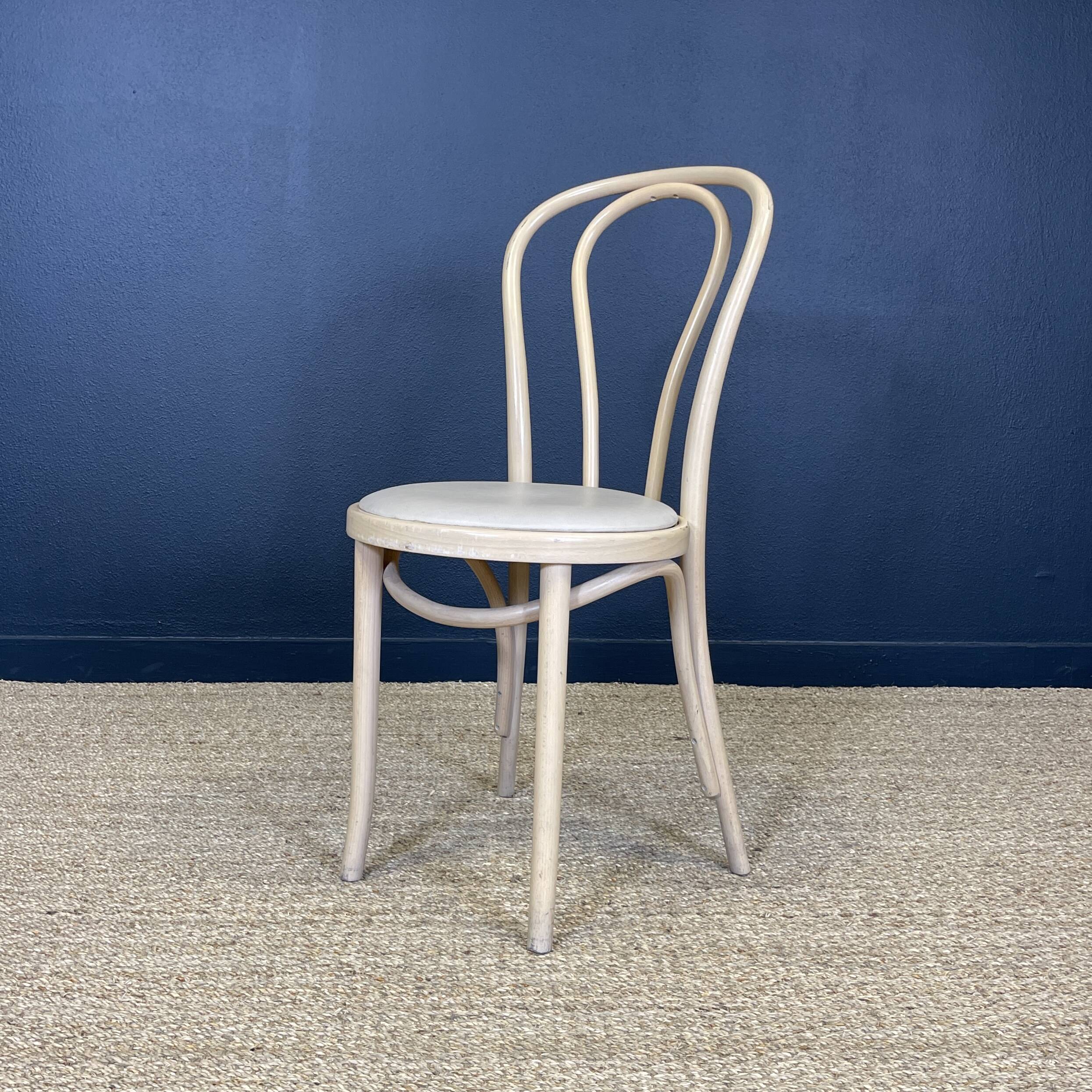 Set of 6 Thonet type bistro chairs light curved wood & Skaï GO IN Germany