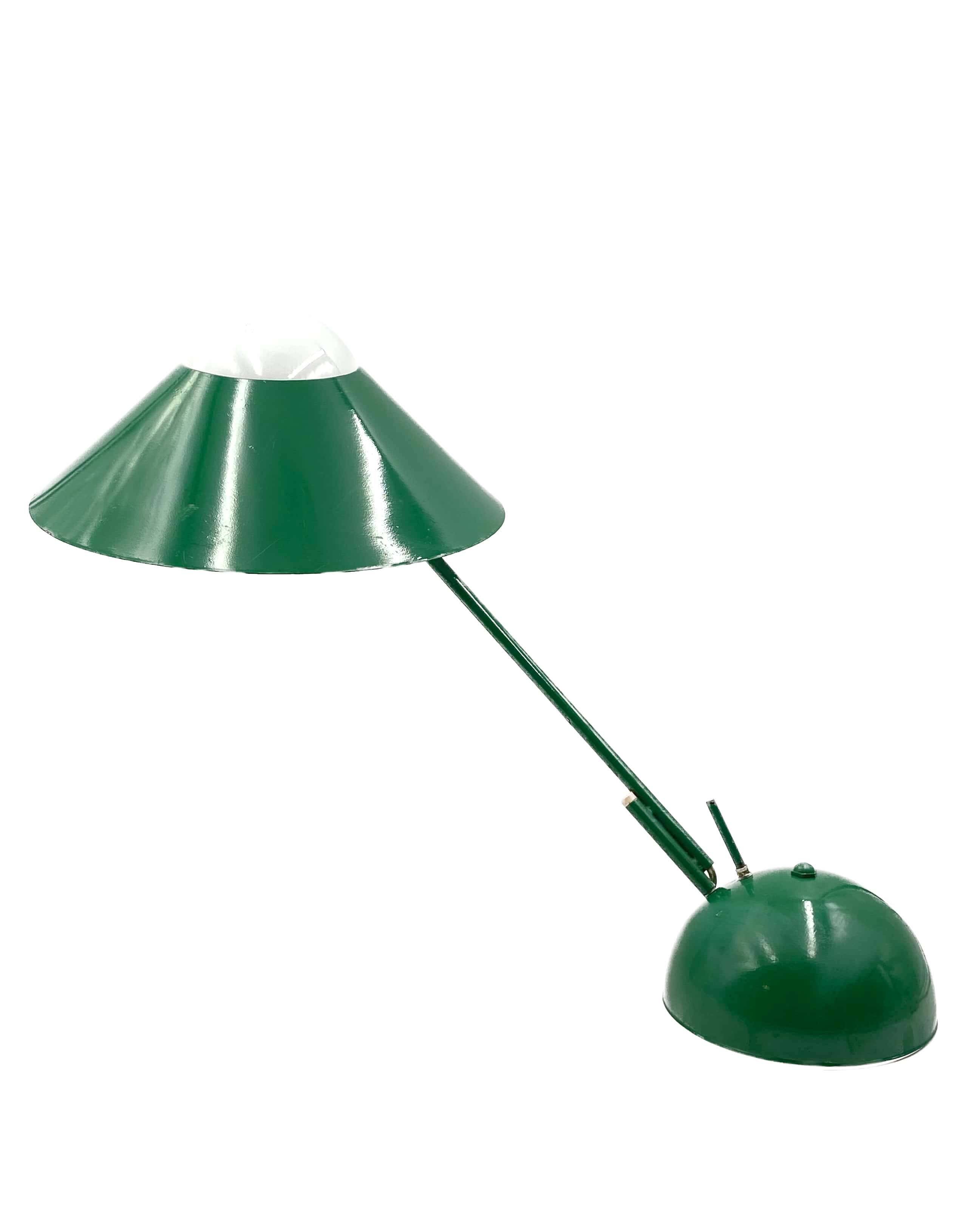 Space Age green table lamp, Italy 1970s