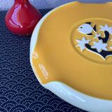 Vallauris trivet with aquatic decoration