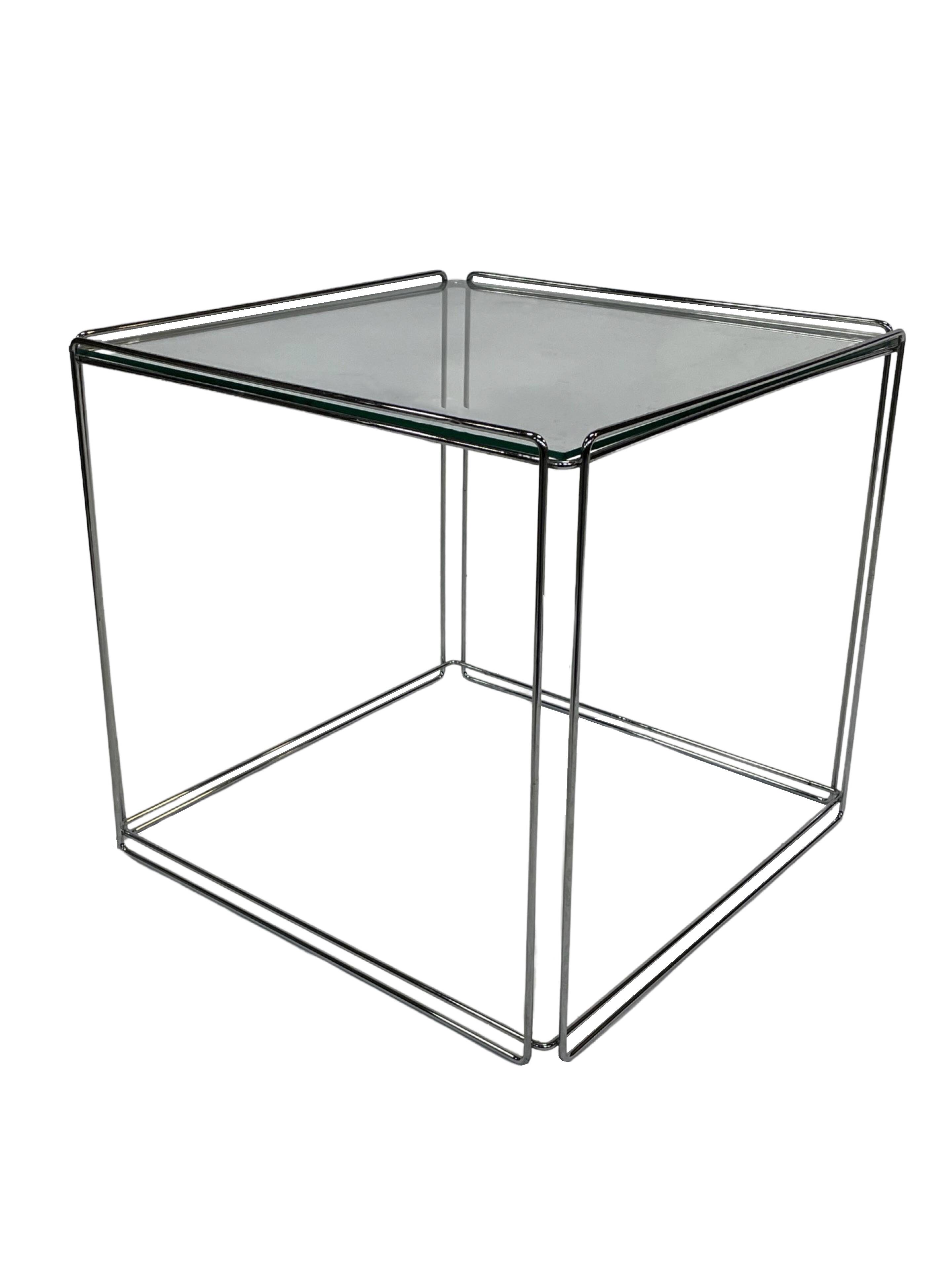 Table d'appoint de Max Sauze, éditée par "isocèle" Design