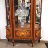 Showcase Louis XVI style, twentieth realization, signed cabinetmaking JP Ehalt of very good quality.
