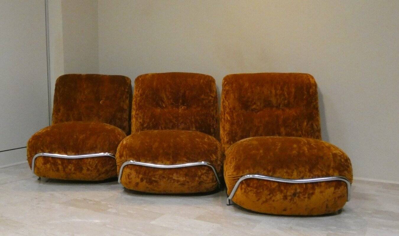 Modular three-seater sofa in steel and velvet, Adriano Piazzesi, 1970
