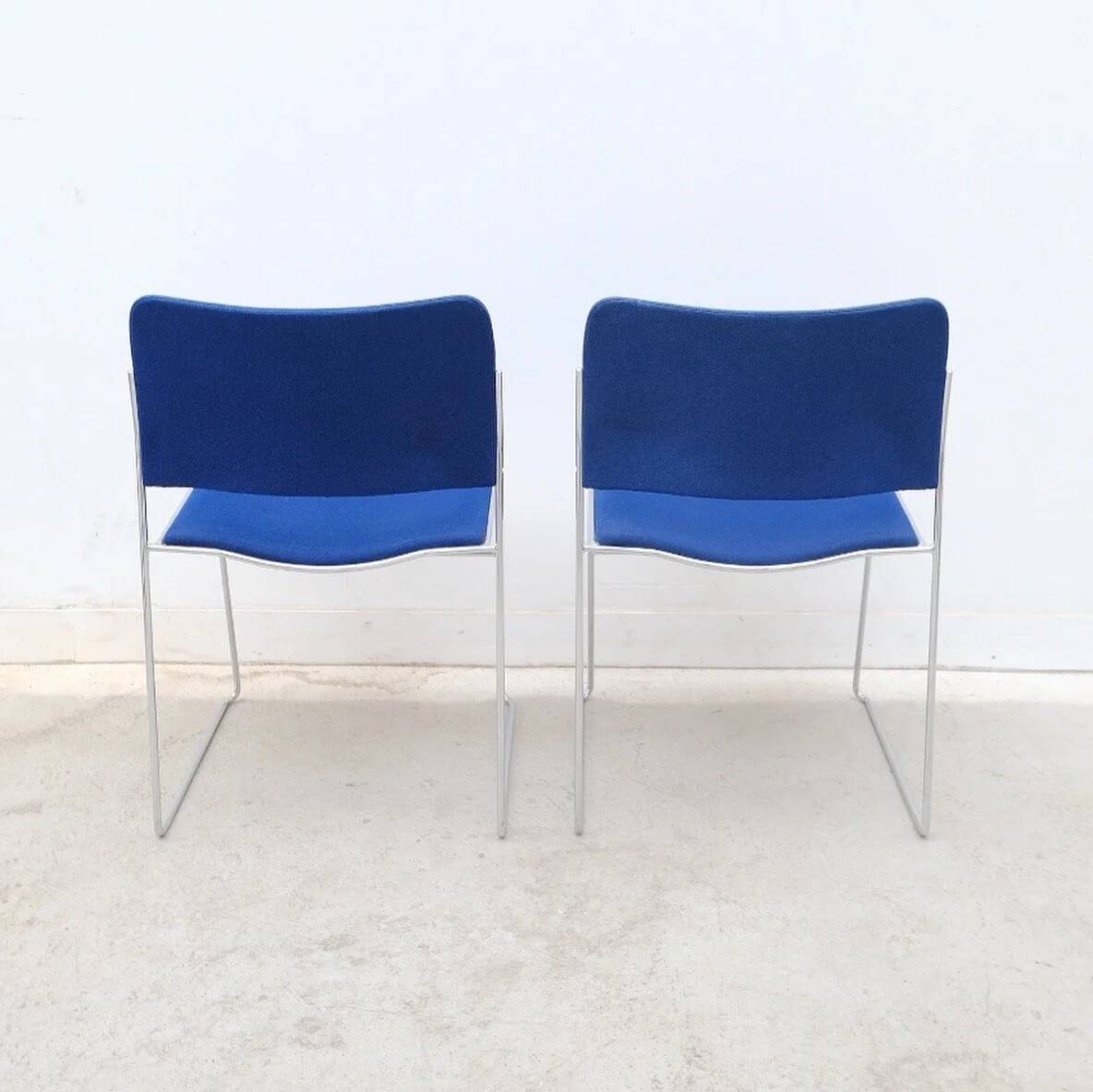 Pair of “4/40” stacking chairs by David Rowland for Howe (USA)
