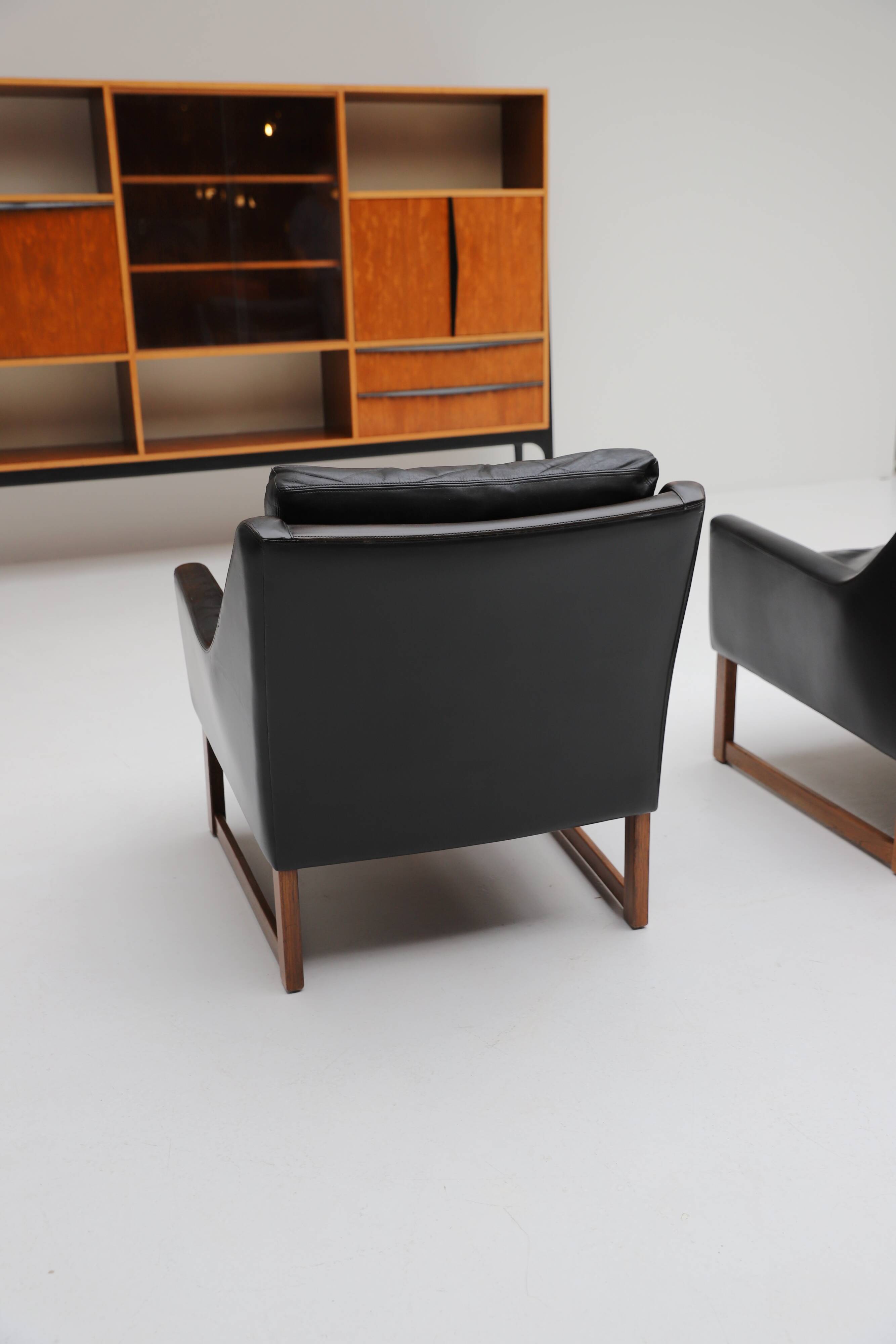 Pair of leather armchairs by Rudolf Bernd Glatzel for Kill International 1960