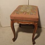 Piano bench bench bench end of bed