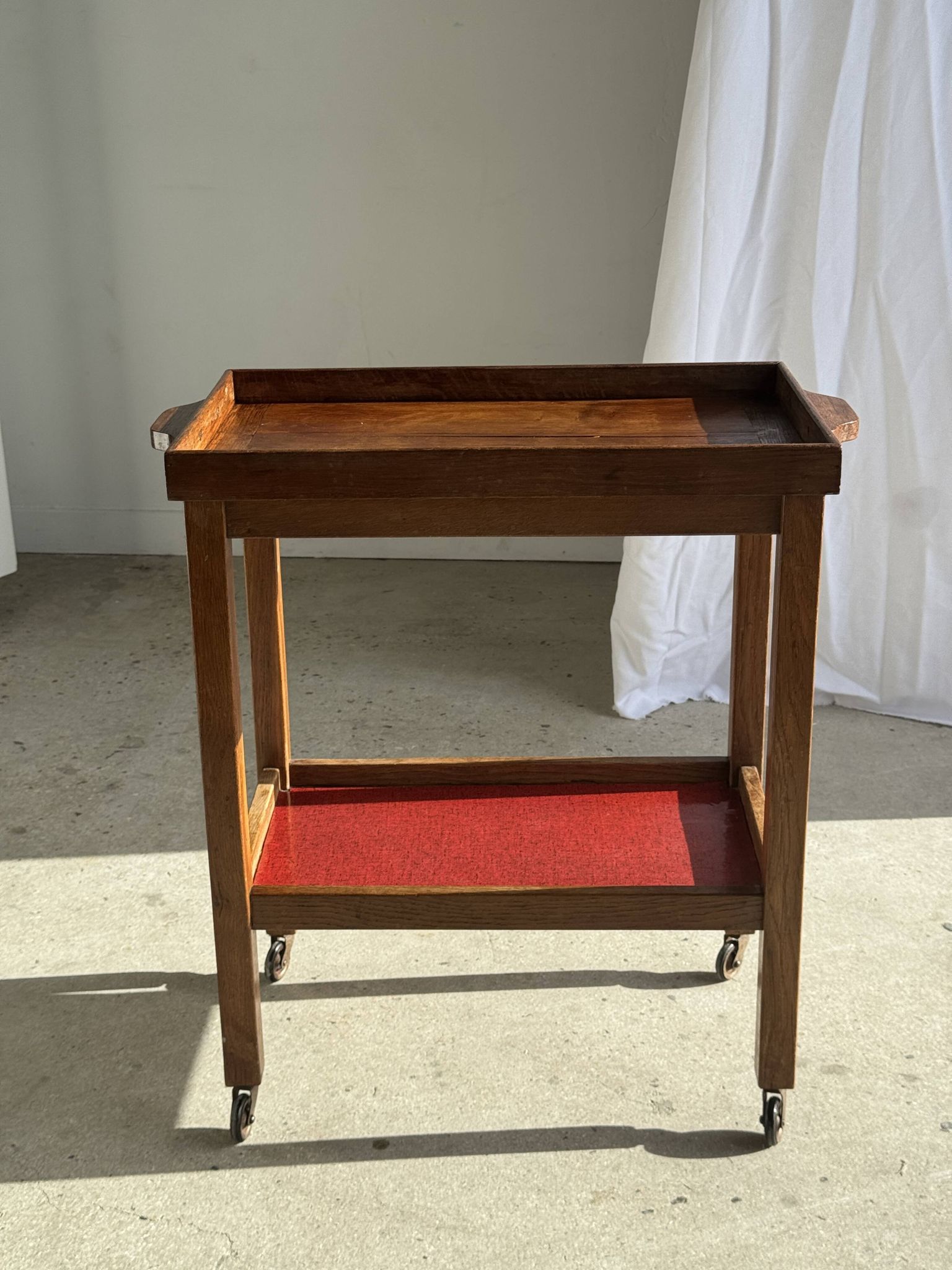 Wooden rolling trolley with removable top H66 75x35