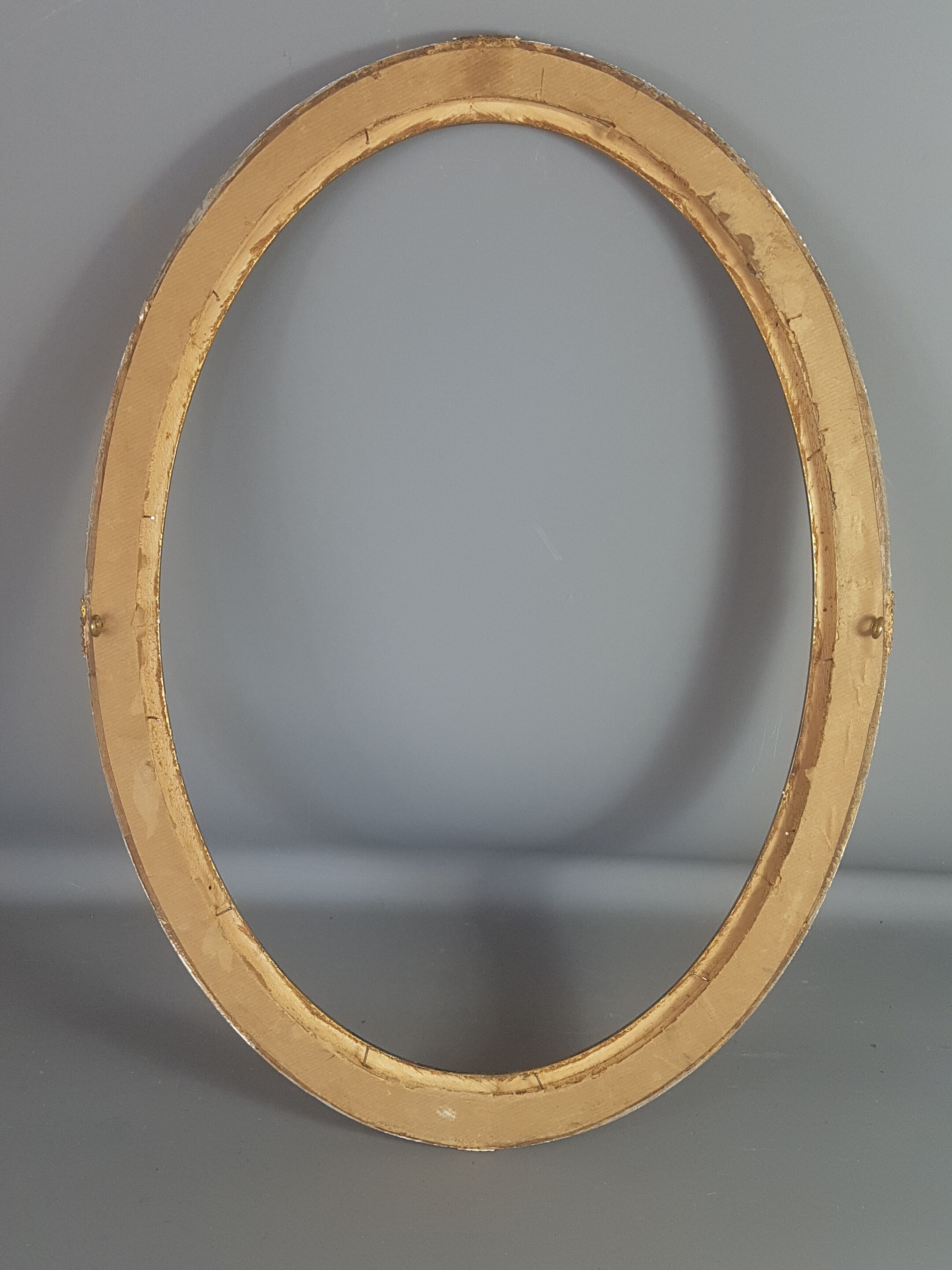 Old Art-Deco oval wood -stucco frame, 56x41 cm, 50x35 cm SB leaf