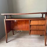 Bureau en bois du milieu du siècle