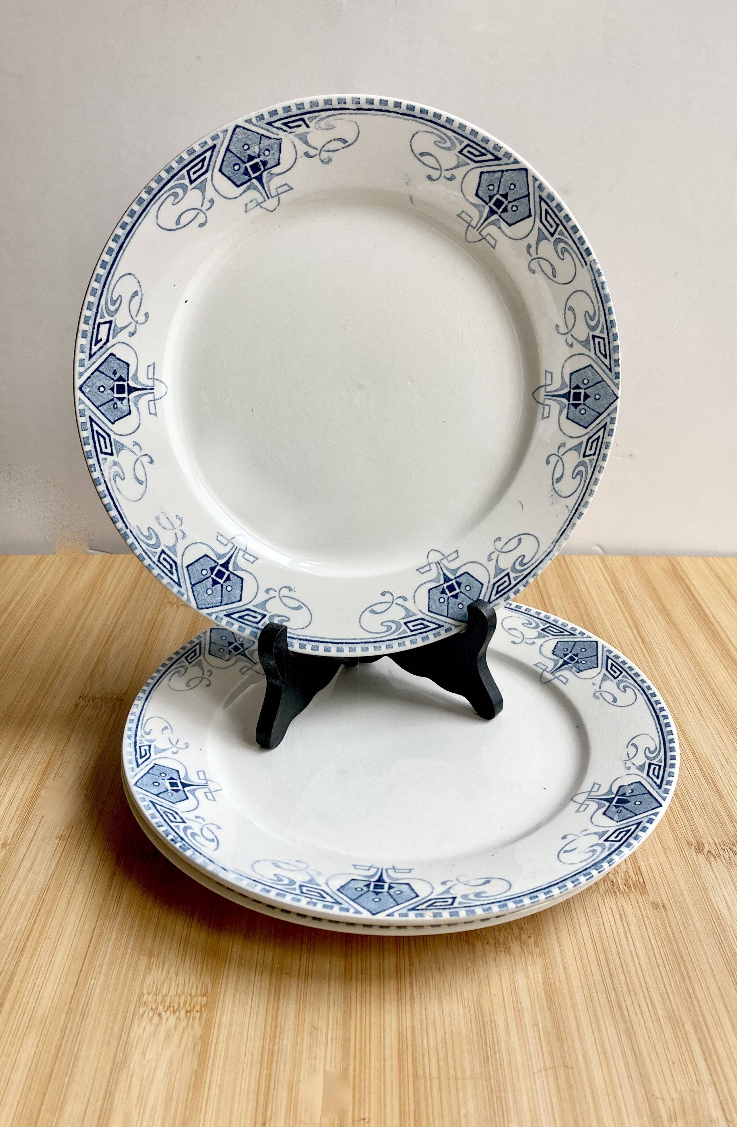 3 Terre de fer plates / U&C Sarreguemines "Germaine"