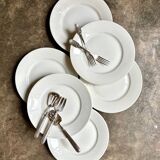 6 white porcelain flat plates