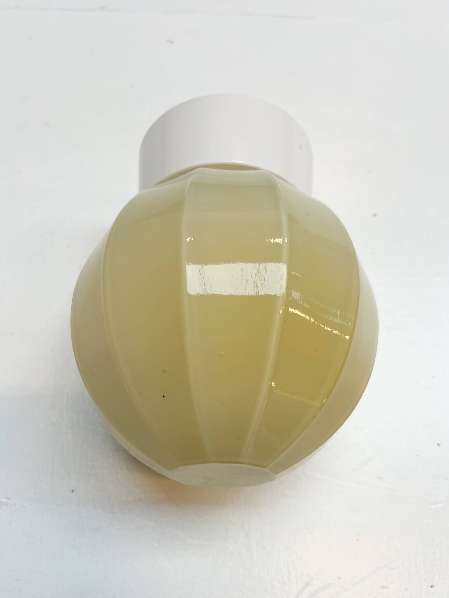 Beige Art Deco plafonnière van Thabur, 1940’s