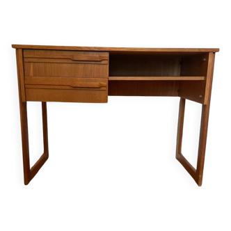 Bureau vintage 60 pieds traineaux