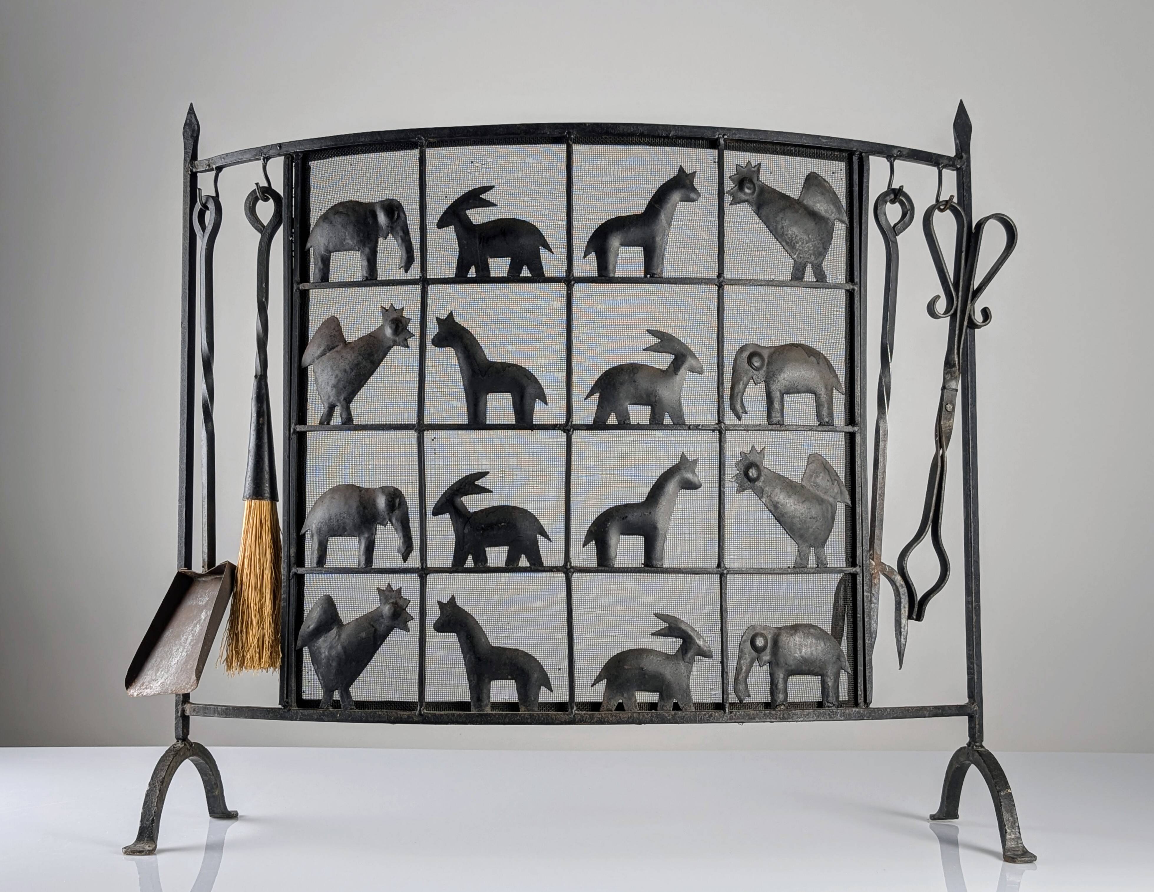 Pare-feu animalier en fer forgé, par Atelier Marolles, années 1950