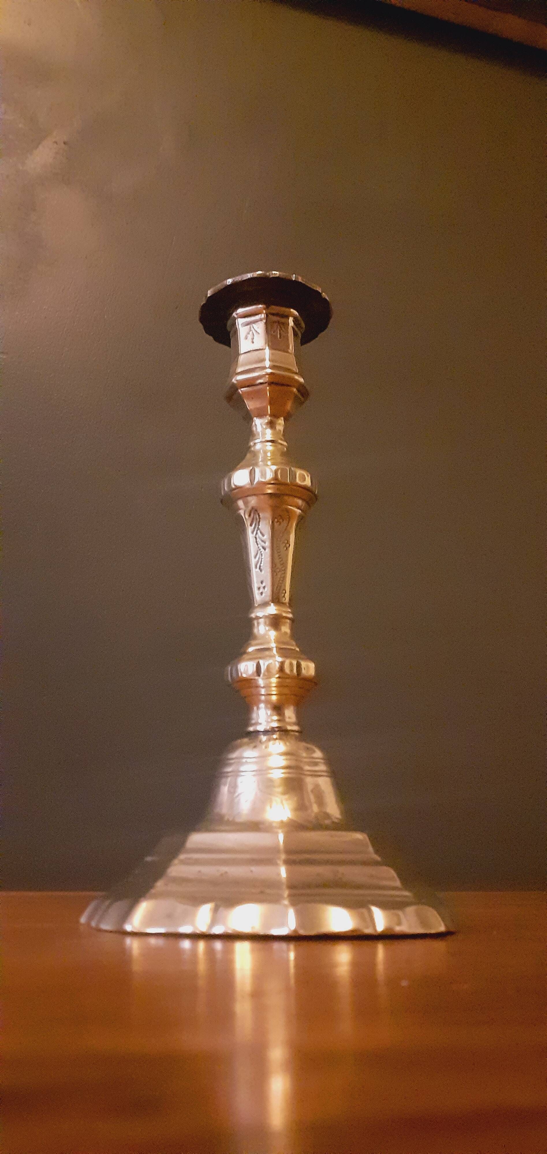 Chiseled bronze candlestick from the Louis XIV period, early 18th century.