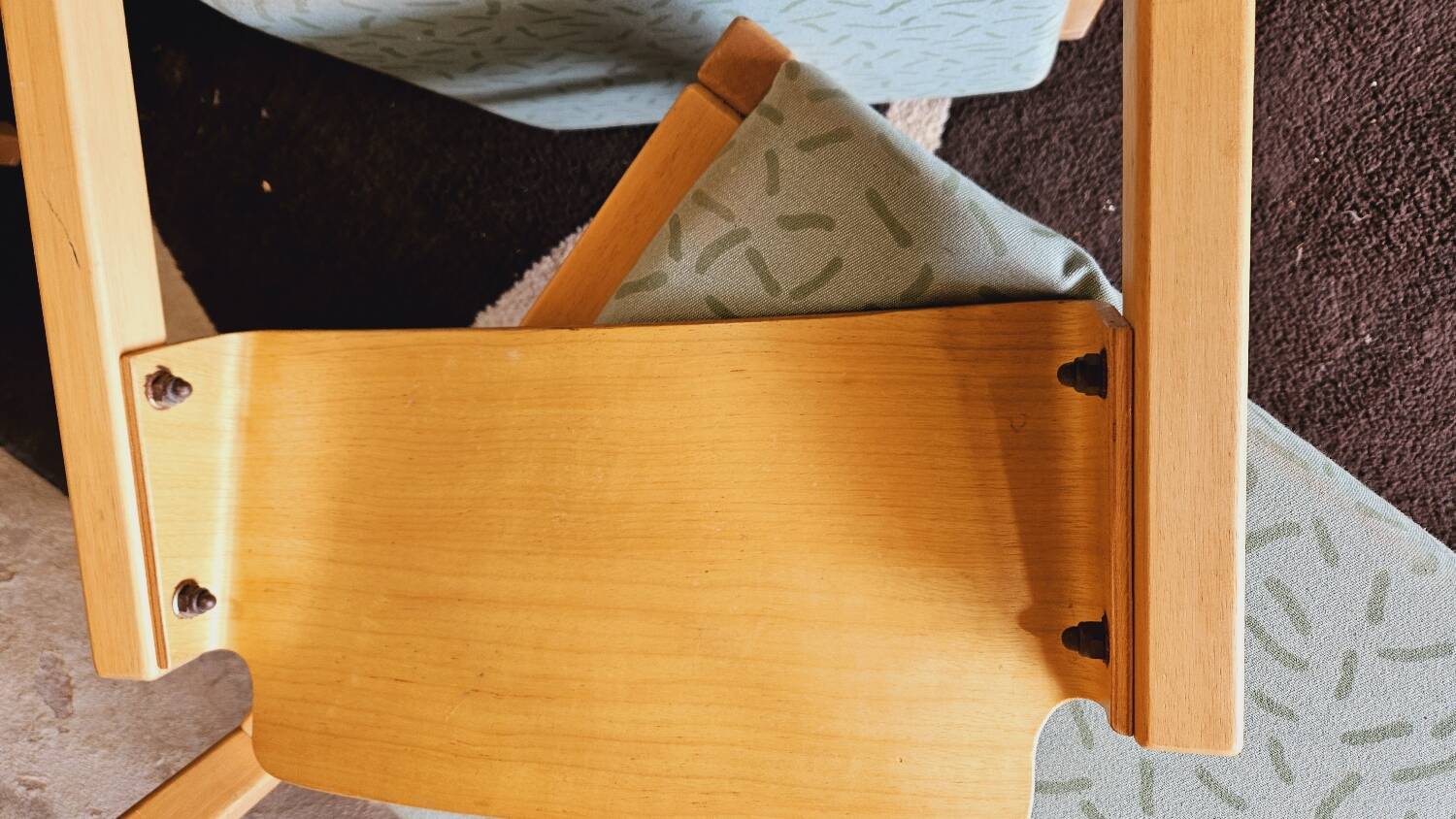 Set of 4 wooden and fabric chairs, 70s