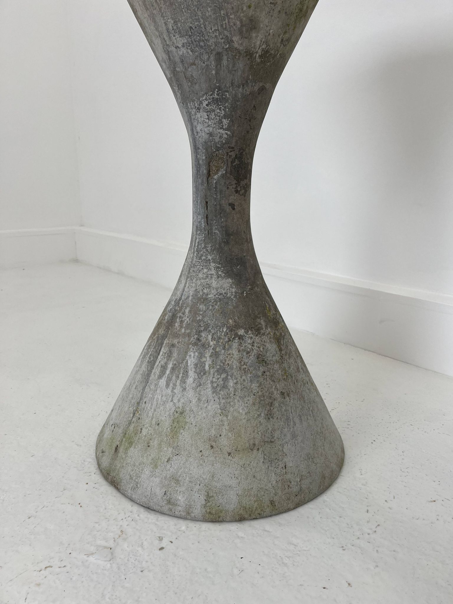 2 jardinières Anton Bee et W. Guhl édition Eternit, 1958