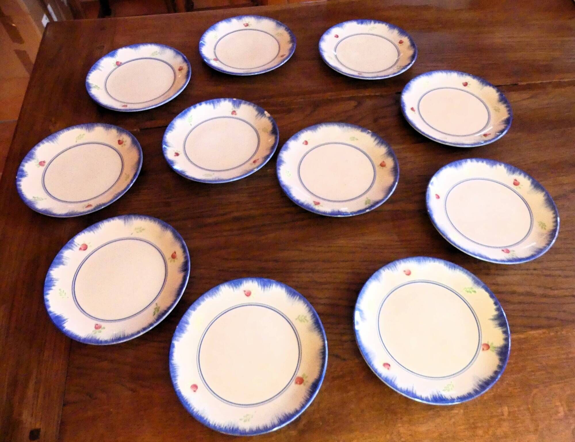 Service of 53 pieces from Gien, model "Bagatelle" (plates, dishes, salad bowls)