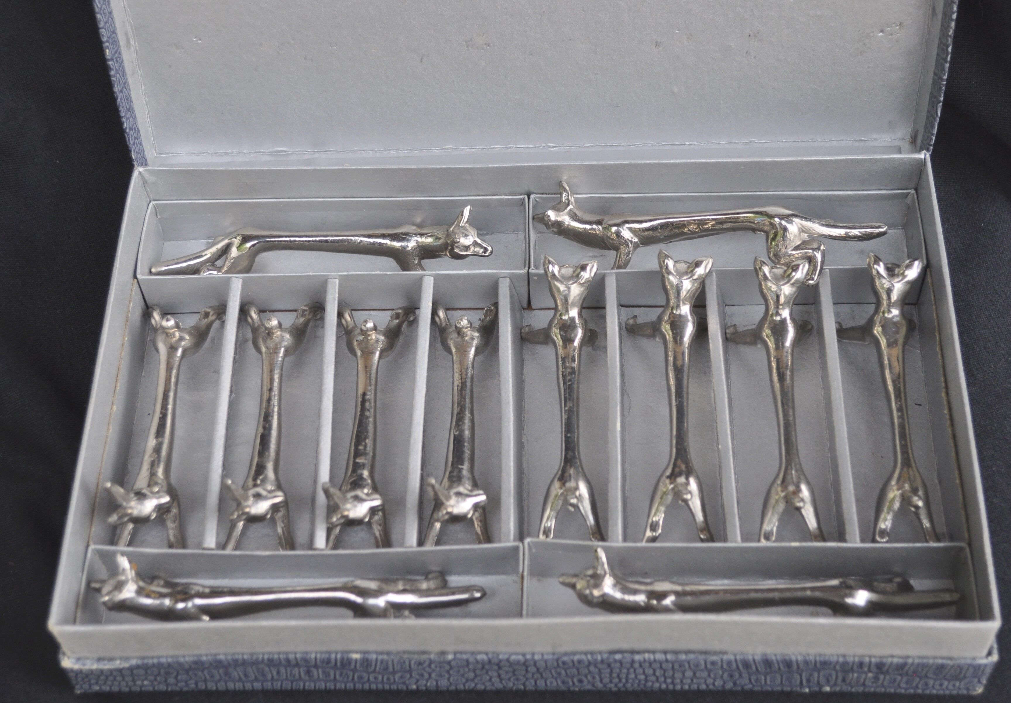 Silver metal knife holder set animals