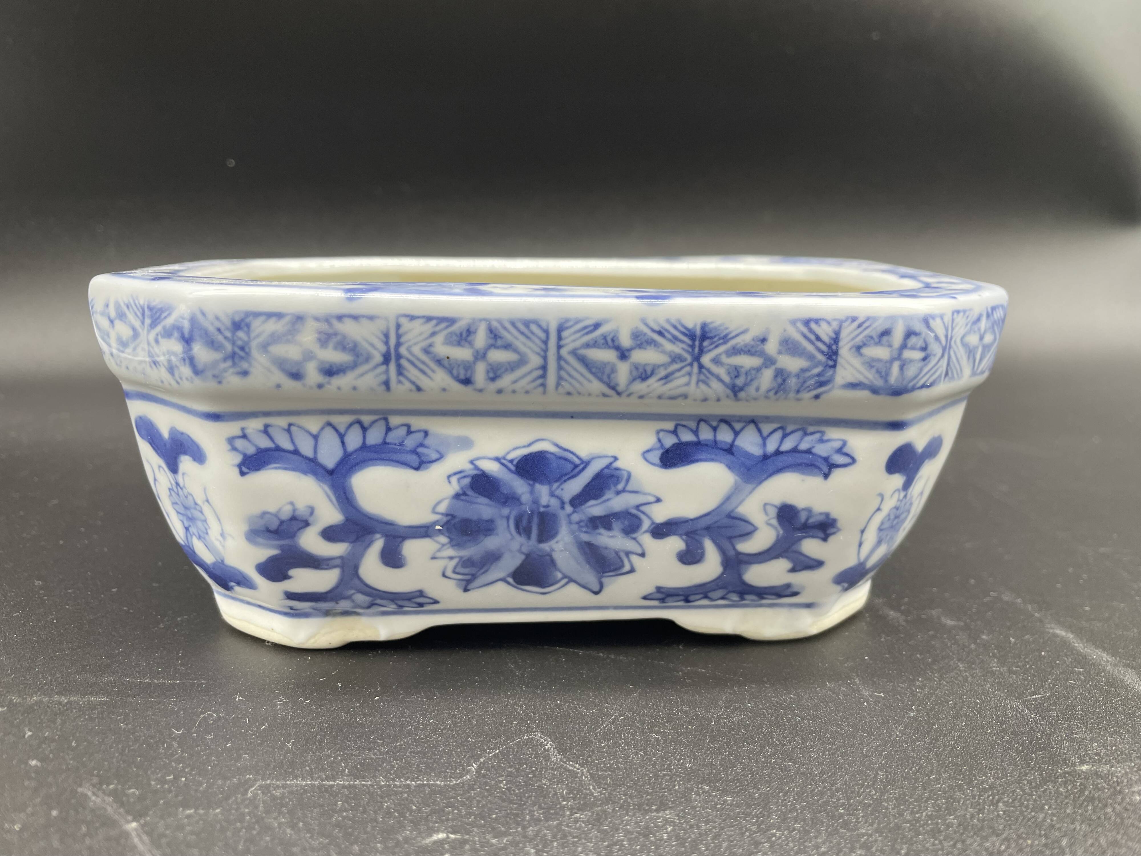 Chinese decorative planter - blue and white - vintage rectangular pot