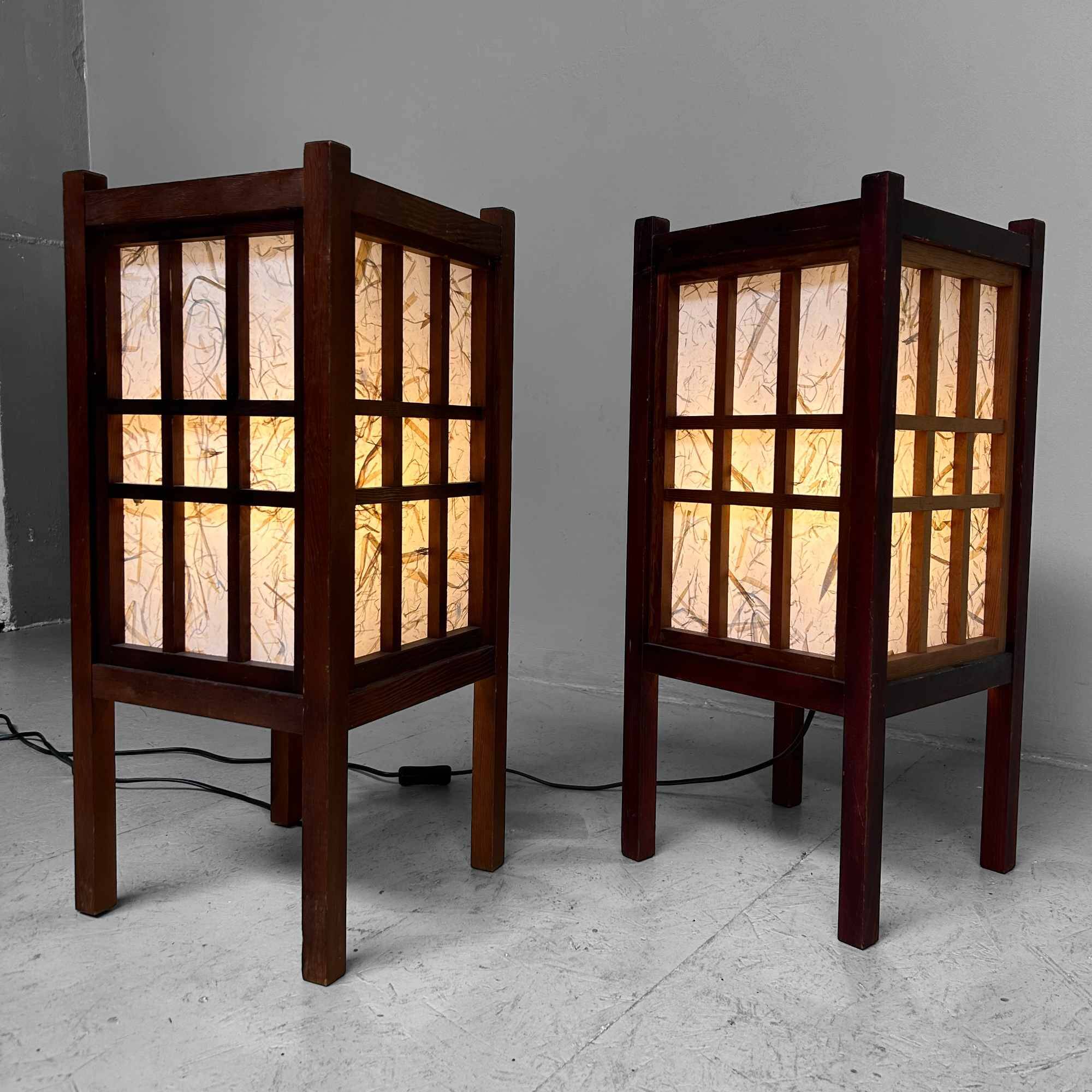 Pair of japanese antique shoji floor lamps (障子ランプ), taishō-era [大正]