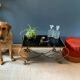 Table basse en métal doré et verre noir 1960