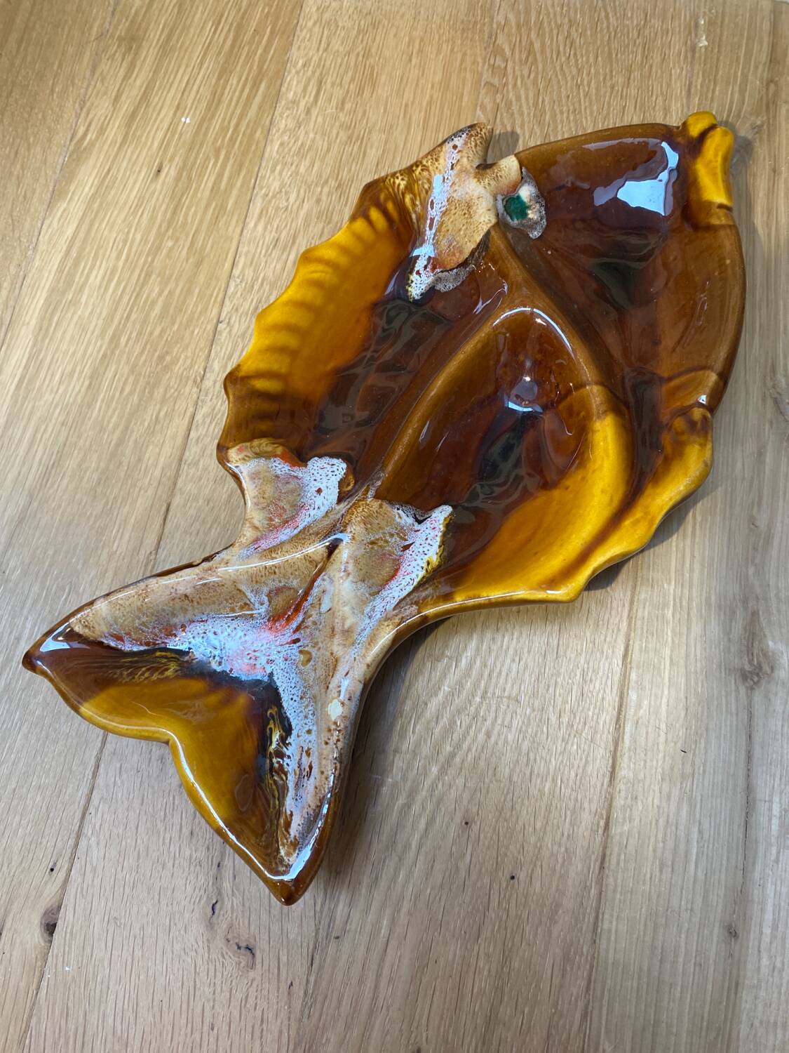 Vintage dish