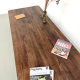 Modernist coffee table in solid elm, cylindrical pine base, 1970s.