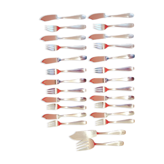 Fish service of 12 seats and covered ercuis service