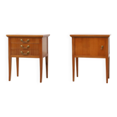 Paire de tables de chevet des années 50 avec poignées en laiton, France, années 1950.