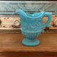 Pichet en opaline
