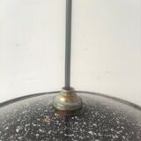 2 enamelled sheet metal suspensions