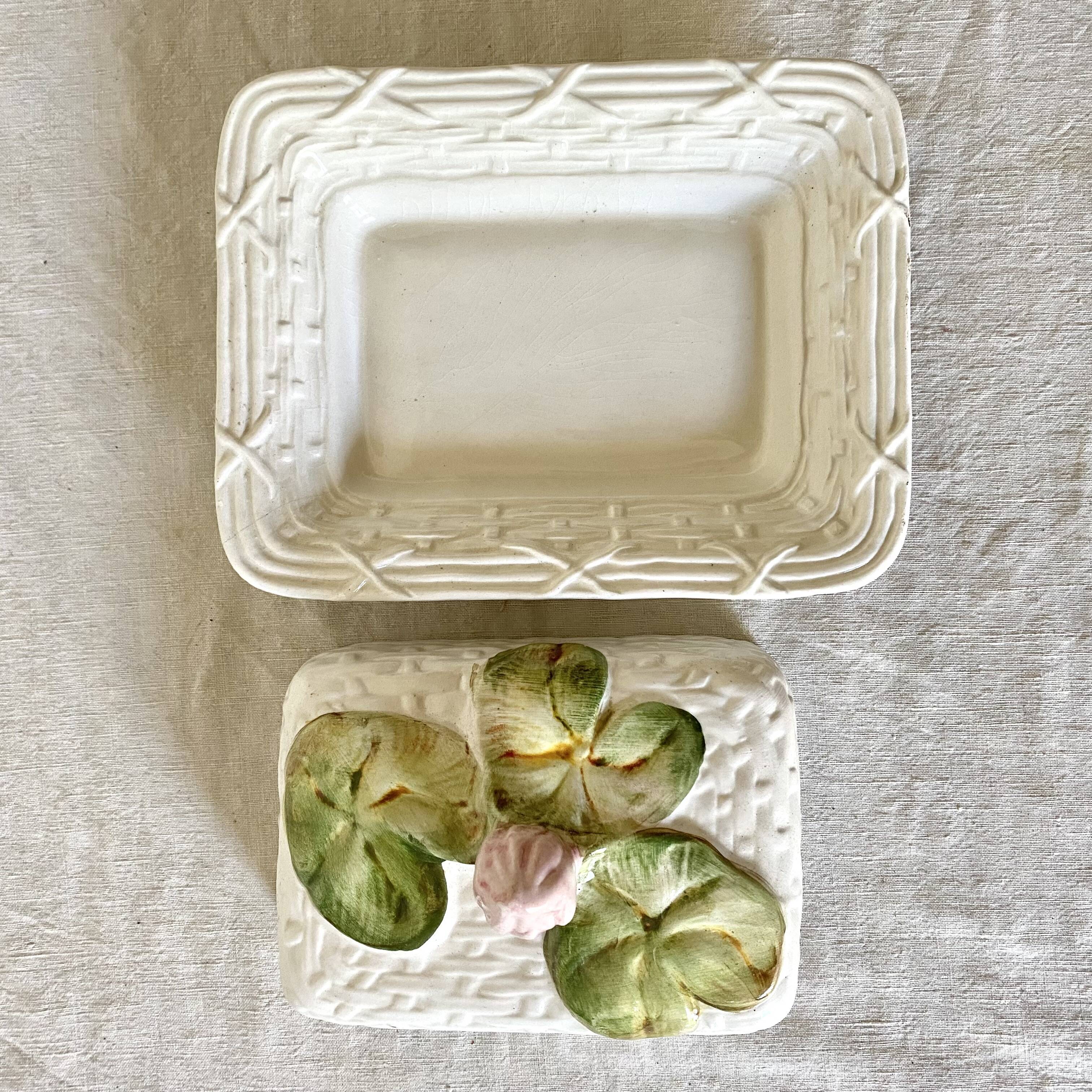 Slush butter dish, water lily