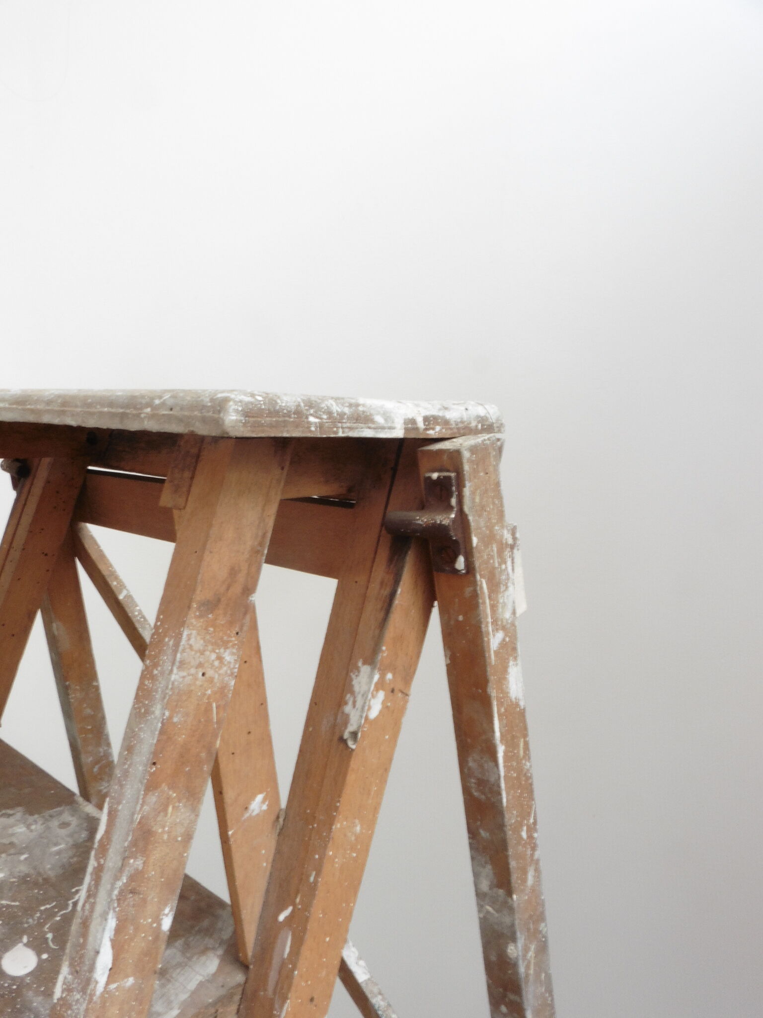 Former painter wooden stepladder