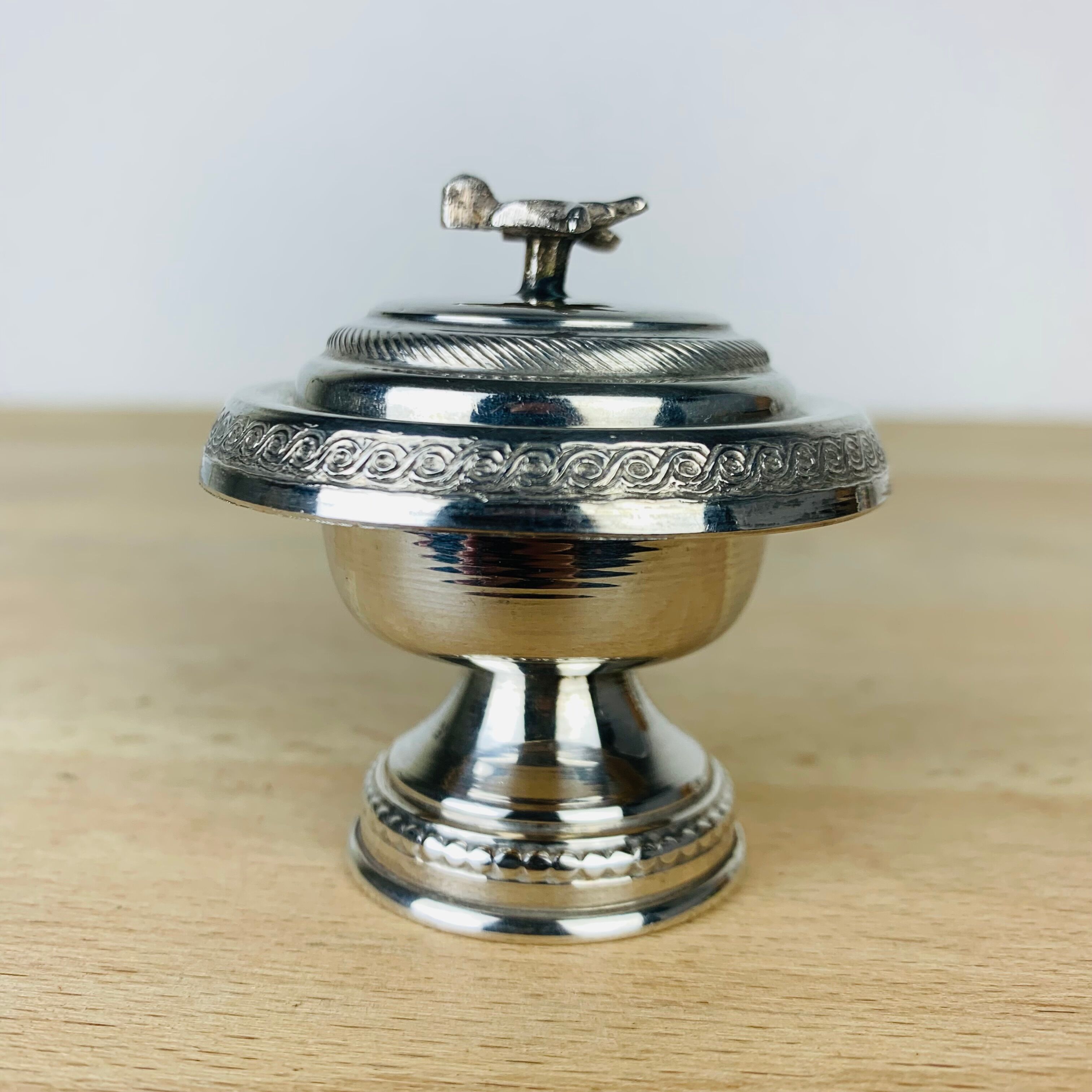 Salter bird silver metal