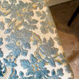Repose-pieds, pouf en velours et bois foncé