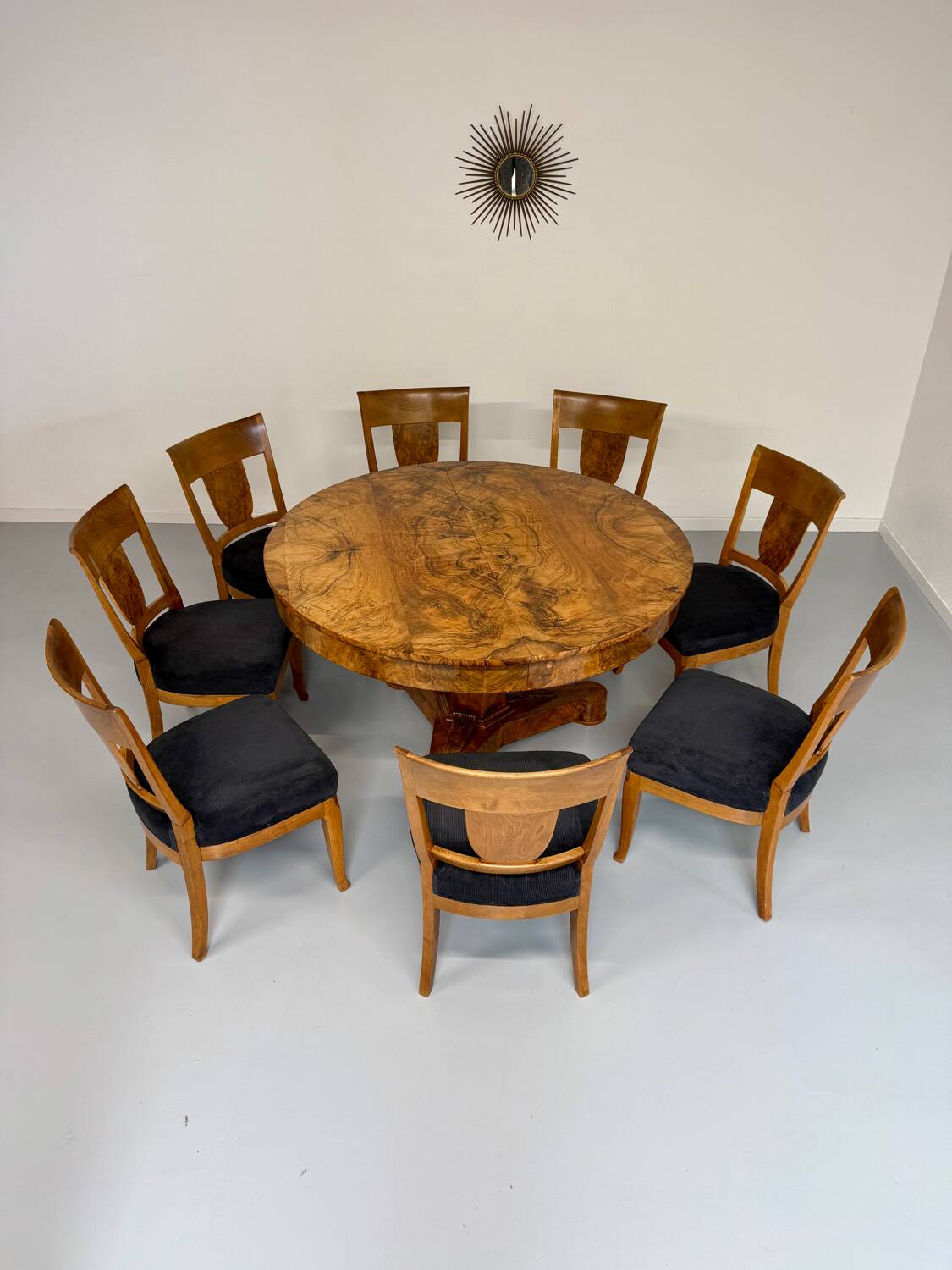 Antique large 19th century Biedermeier art deco walnut table