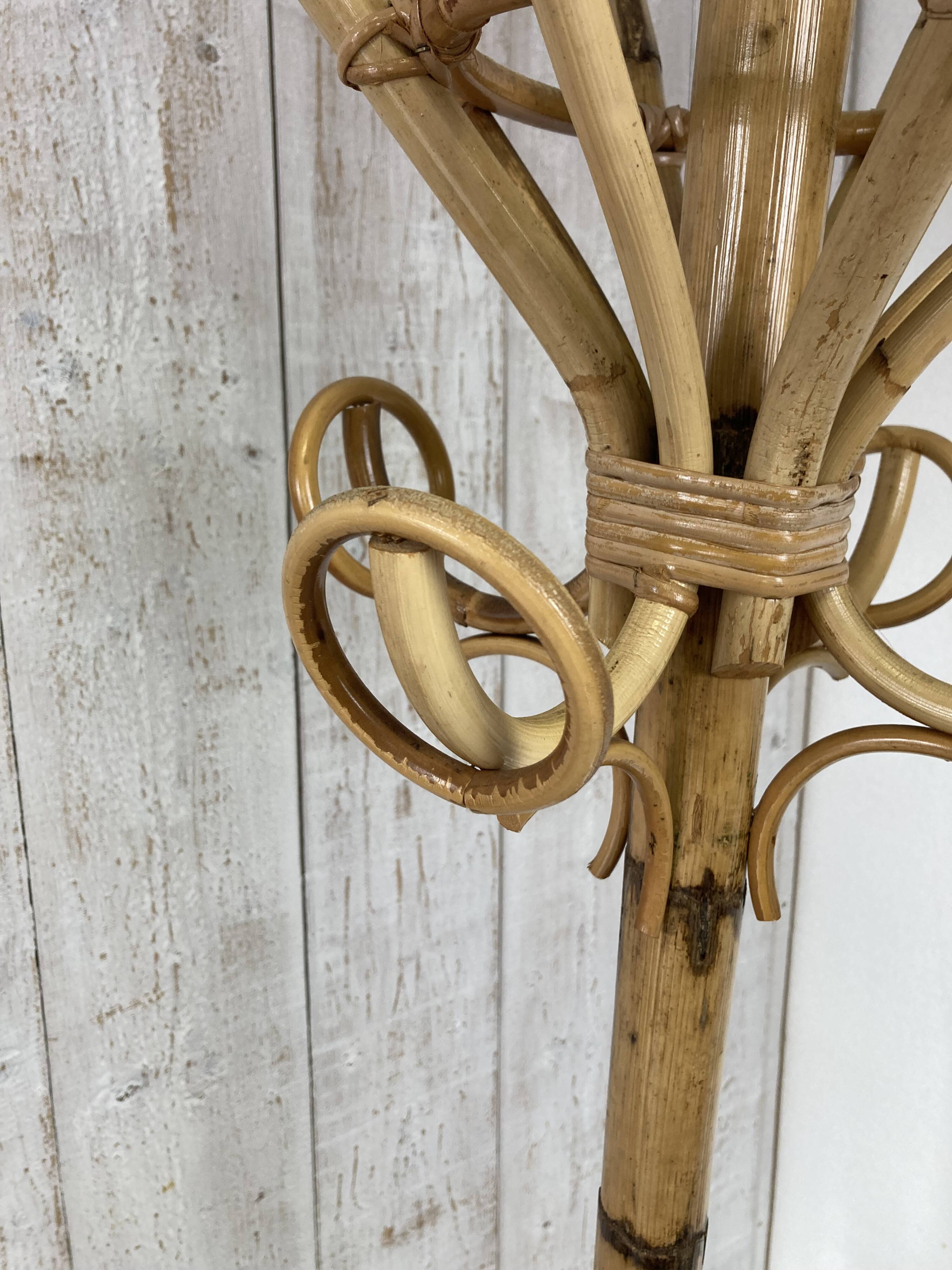 Porte-manteaux  rotin vintage
