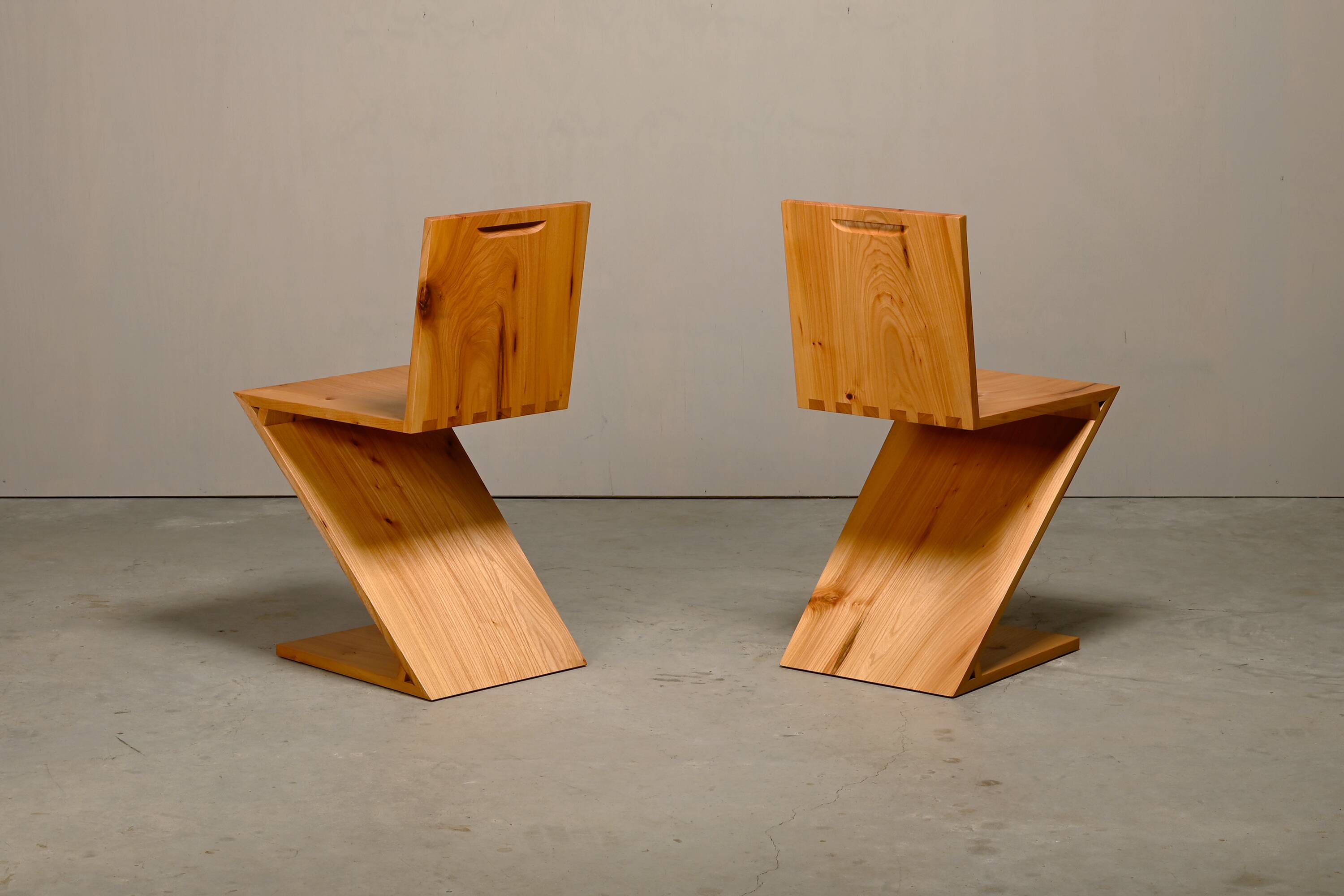 Zig Zag Chair after Gerrit Rietveld in solid Pine