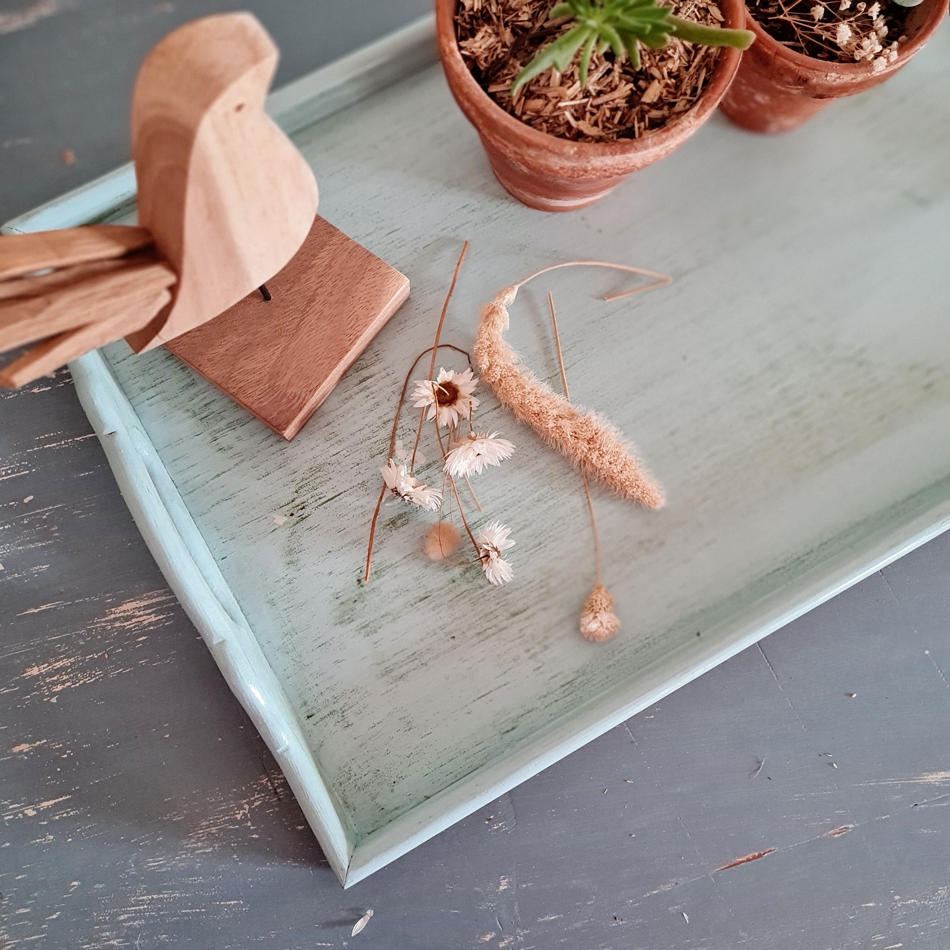 Presentation tray in old wood renovated blue with handles