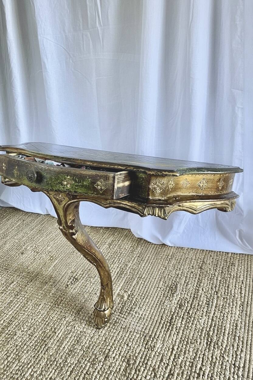 Console florentine vintage en bois doré