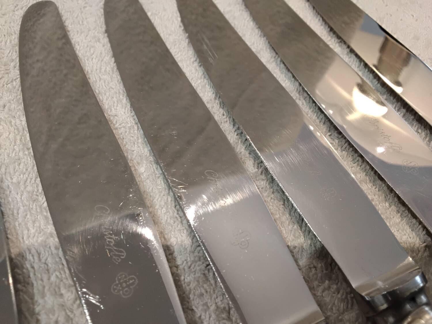 6 silver-plated metal table knives Christofle Marly 4 sharp blades